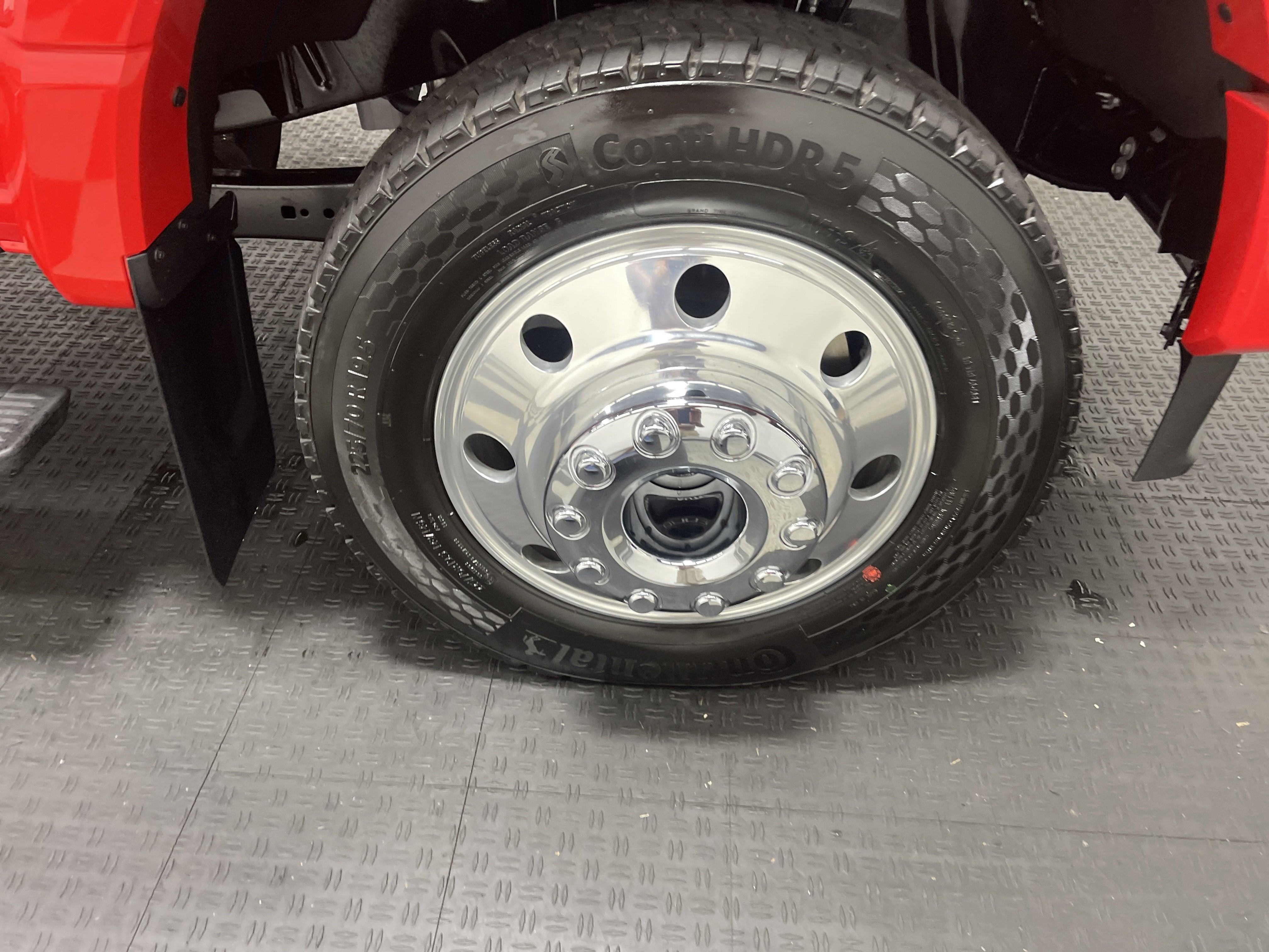 2026 Ford Super Duty F-450 DRW LARIAT